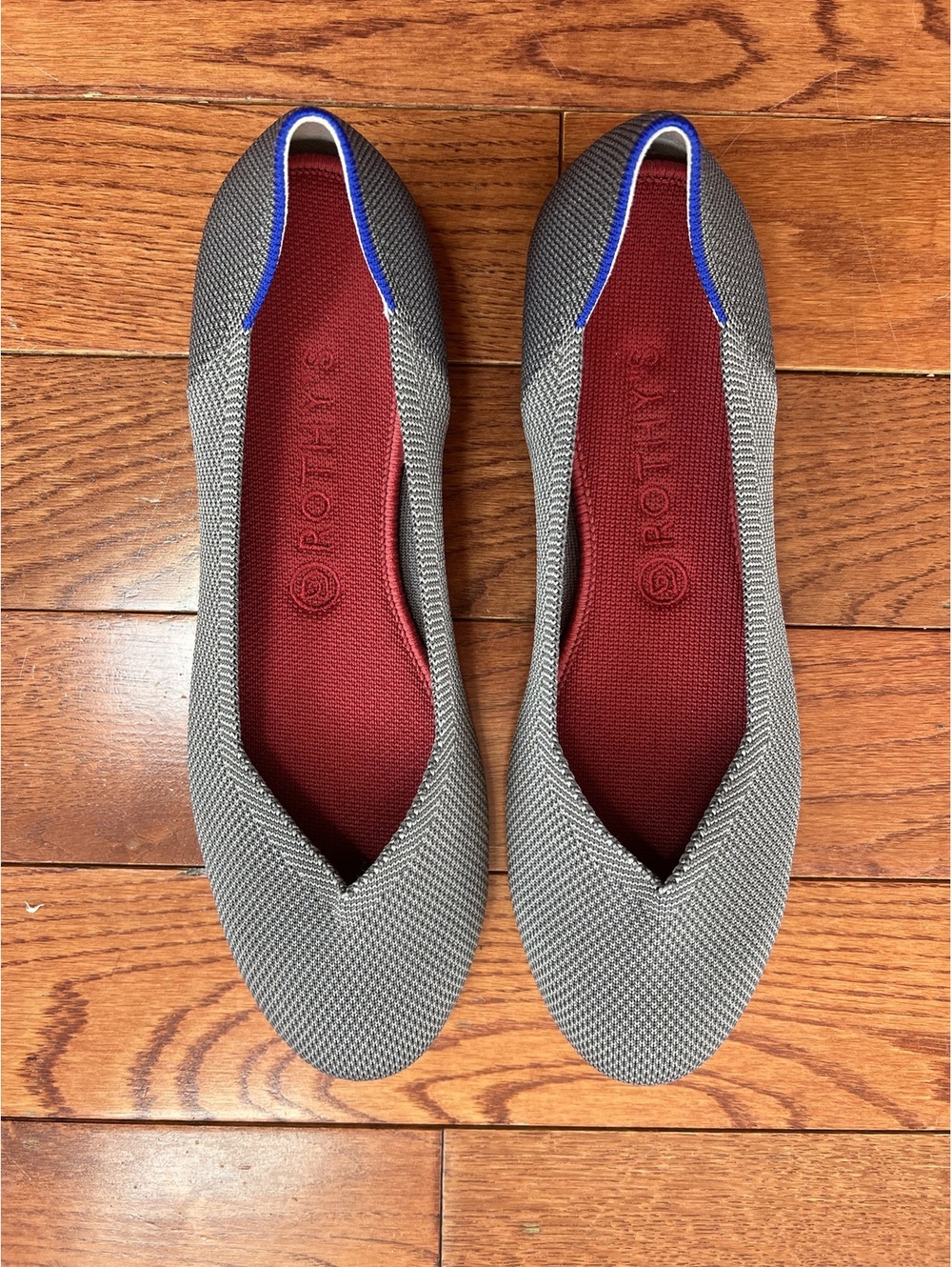 Rothy’s The Flat Gray Knit Ballet Flats Red Insole Blue Trim Women’s Size 10.5